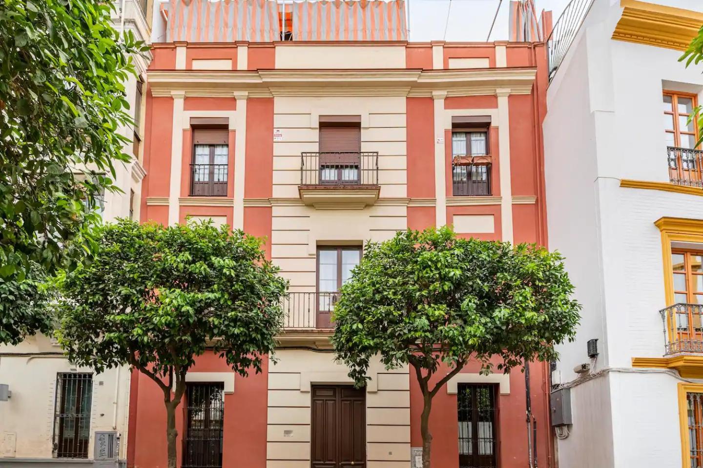 Nightinsevilla Bailen Free Parking Exterior foto